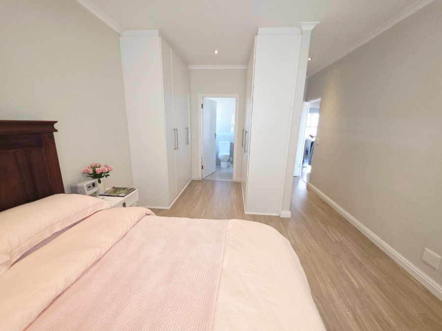 3 Bedroom Property for Sale in Parklands North Western Cape